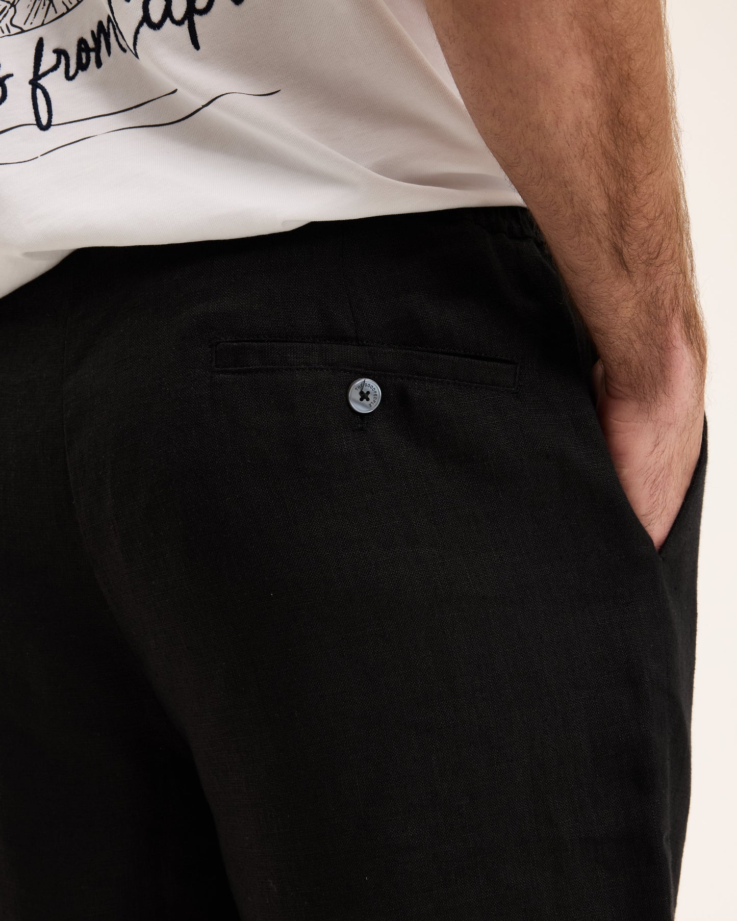 Hlin Linen Shorts