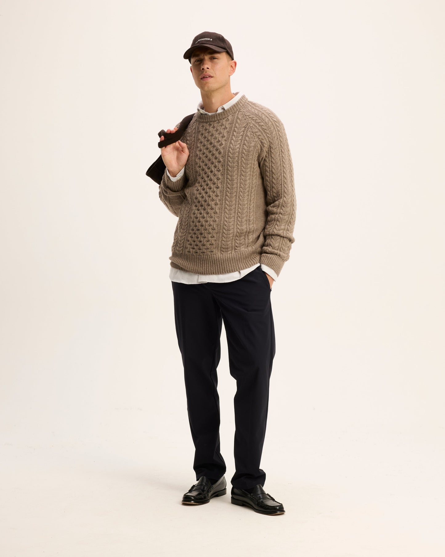 Kpattern knitted sweater